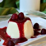 Panna-Cotta-With-Raspberry-Coulis