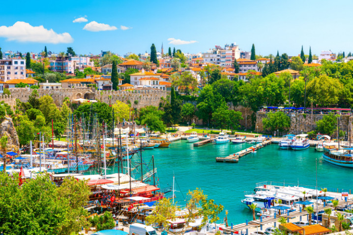 Antalya safe and medium-risk tourist zones