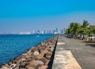 Manila skyline and Manila Bay updated tourist safety guide 2025