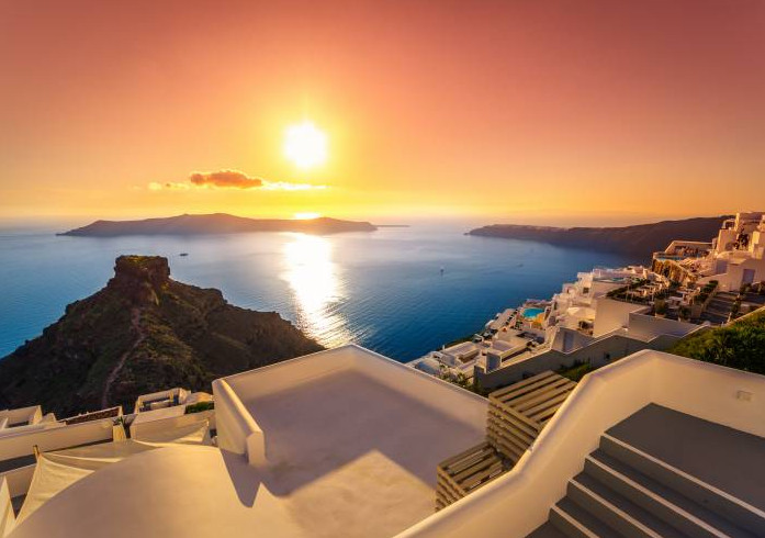 Santorini caldera view during sunset โ best time to visit Santorini 2026
