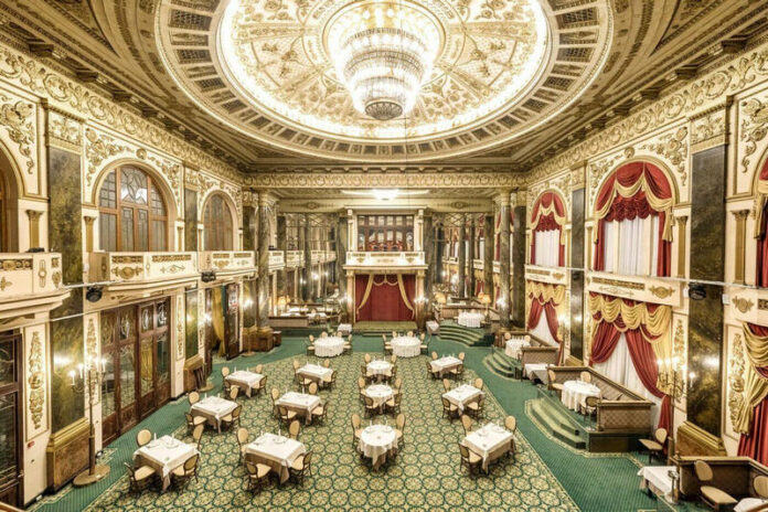 Top 10 Oldest Restaurants in The World
