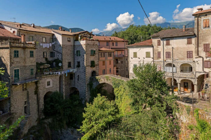 Bagnone, Tuscany